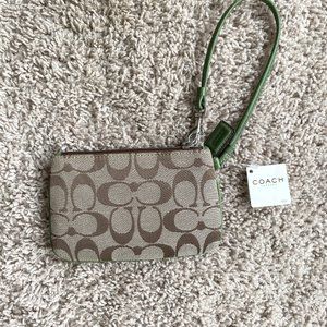 Coast Wristlet